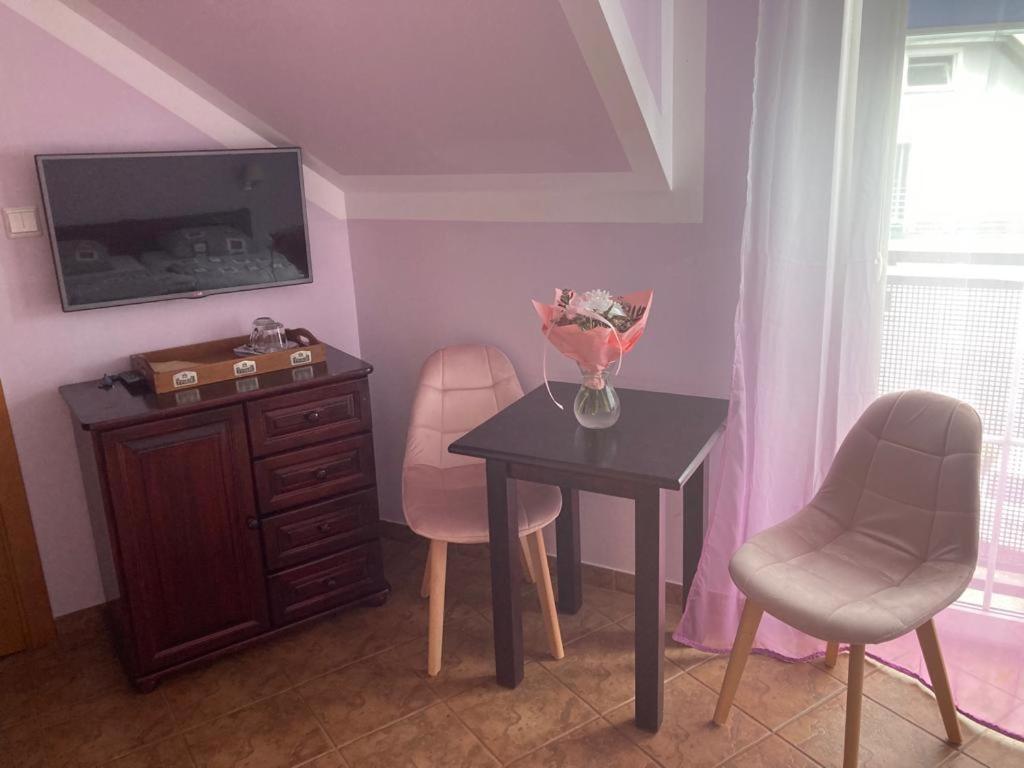 Ferienwohnung Pod Delfinem Rewal Exterior foto