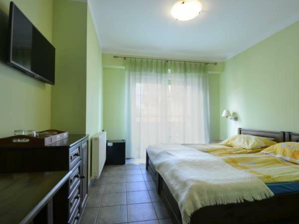 Ferienwohnung Pod Delfinem Rewal Exterior foto